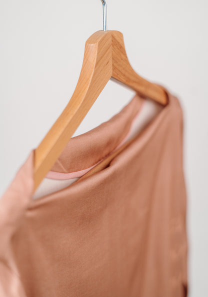 Oberteil „GIOIA“ - Designer Shirt für Frauen, bequem und schick für Büro & Couch. Lizenz zum Genießen
